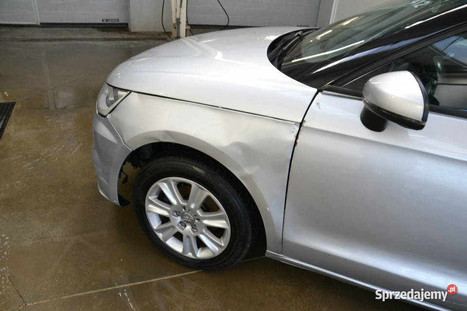 Audi A1 Sportback 12 benzynka 86 climatronic Kęty