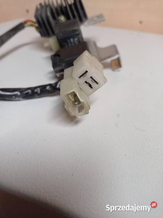 Regulator napięcia przekaźniki Suzuki GS 500 E Łubno