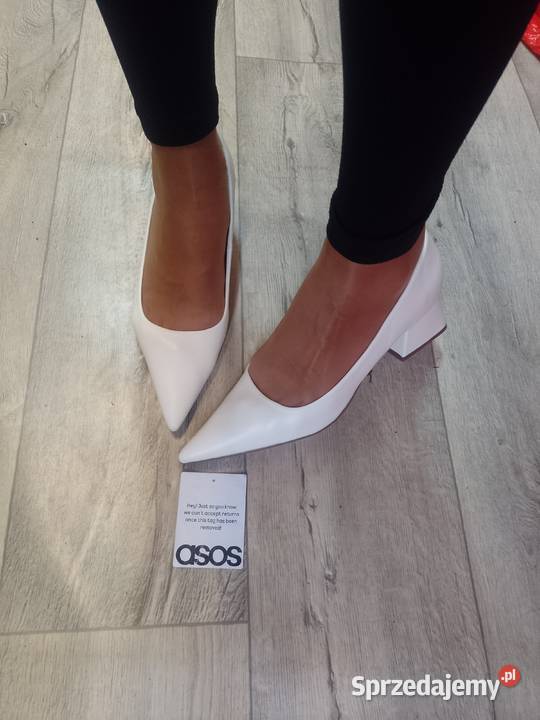 41 ASOS Design Białe czółenka wieczorowe w szpic Kraków
