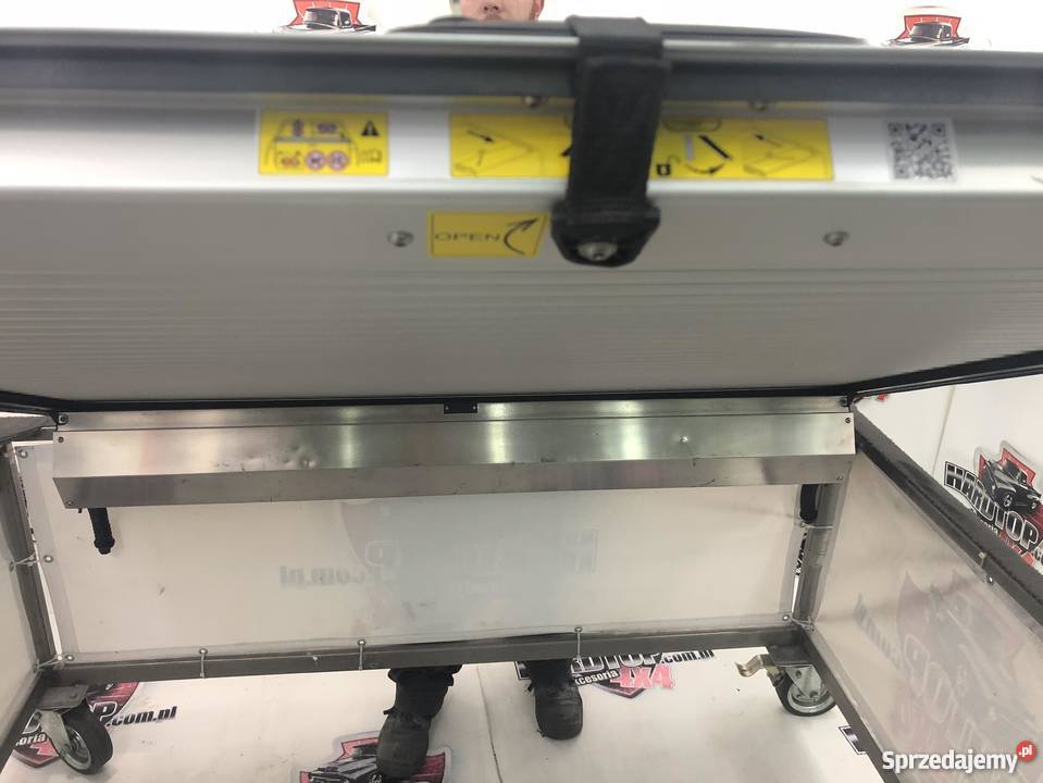 Roleta Nissan Navara NP300 2018 3 Pasłęk