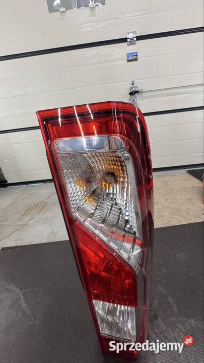 Lampa Renault Master prawy tył oryginał mazowieckie Płock sprzedam