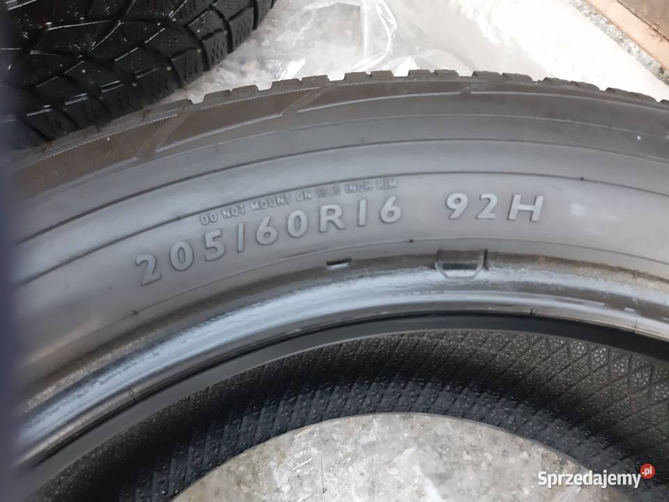 Opony zimowe 20560R16 92H Dunlop SP Winter Sport Głuchołazy