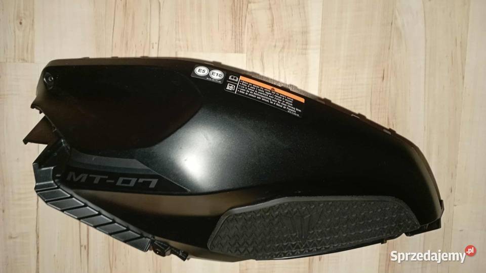 Yamaha MT07 MT07 2024r 2025r Plastiki zbiornika Meszna sprzedam