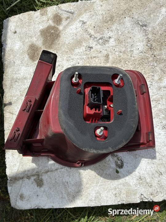 Lampa Lewa Tył Volkswagen Passat B6 Wisznice sprzedam