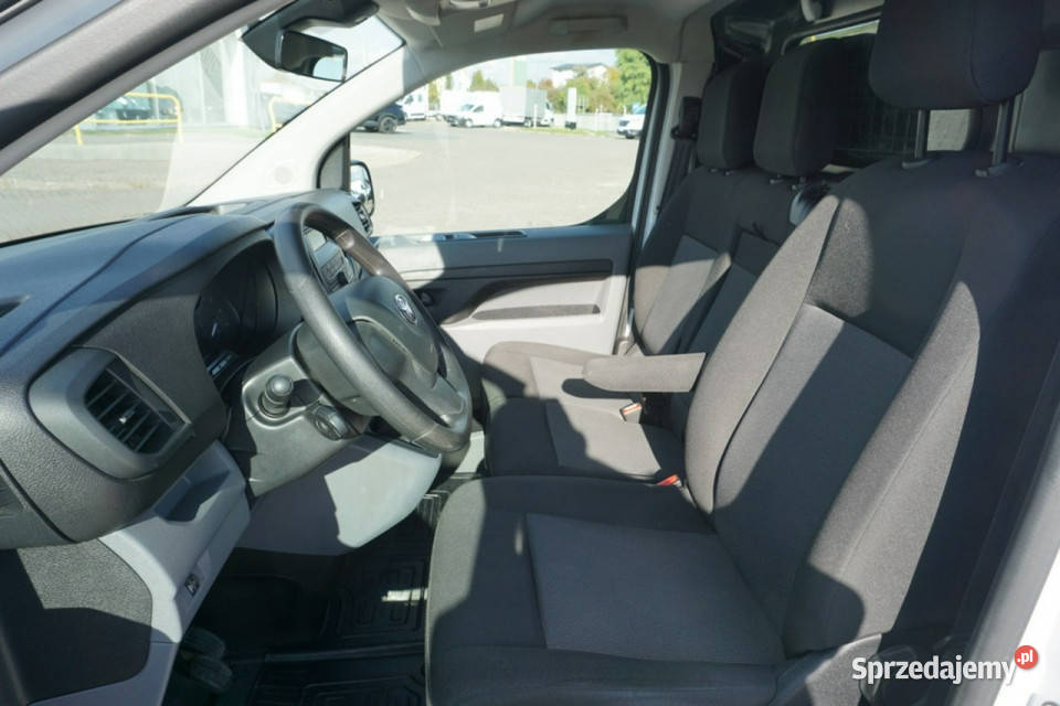 Toyota ProAce 20D4D 145 3os 31T salon fVAT Lublin