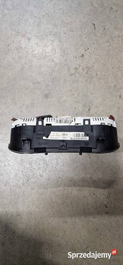 LICZNIK ZEGARY AUDI A3 8L 16 18 8L0920900L śląskie Kończyce Małe