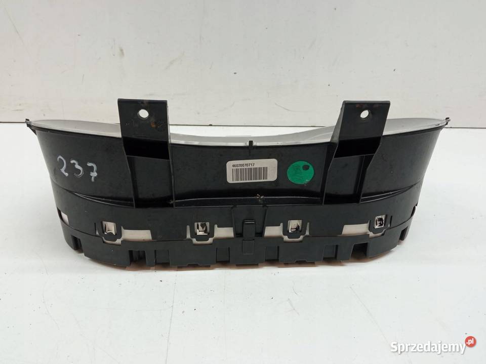 LICZNIK P68241301AC 32 B Jeep Cherokee V 2014 sprzedam