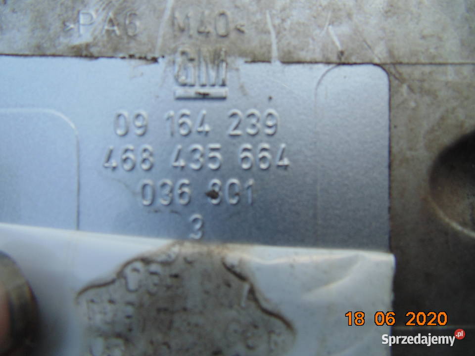 Klapka wlewu paliwa Opel Corsa C srebrna 0006 09 Kraków