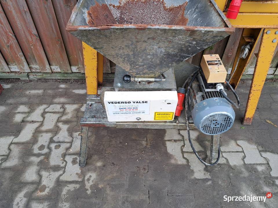 Gniotownik do ziarna Rinder Piecewo sprzedam