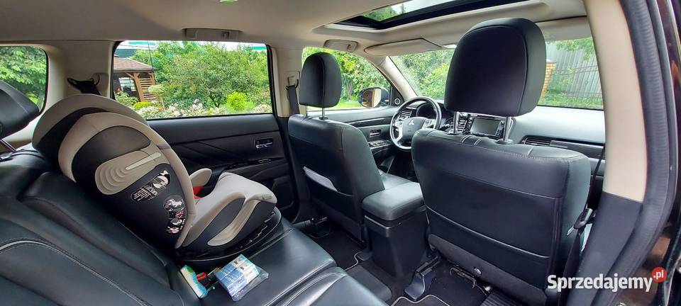 Mitsubishi Outlander PHEV LPG pełna wersja Rok produkcji 2016 Rawa Mazowiecka
