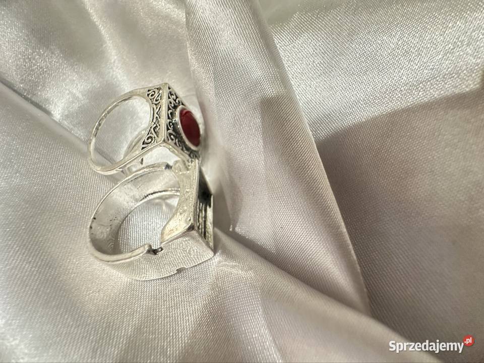 pierścień sprzedam