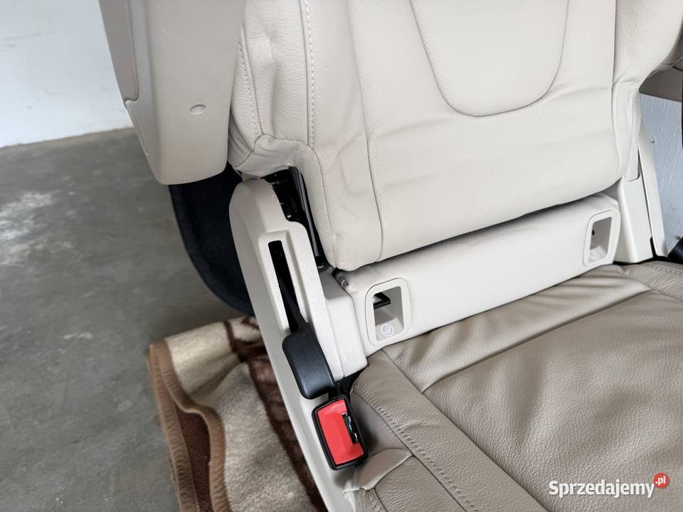 Fotel tylny wpinany w szynę Fotele i kanapy Poznań sprzedam