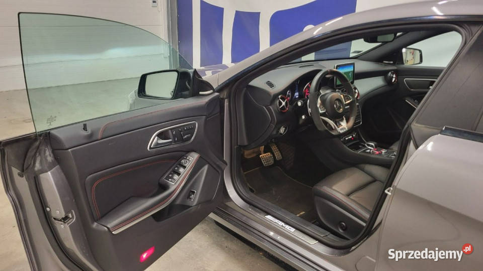 Mercedes CLA 45 AMG 4Matic I 20132019 światła do jazdy dziennej