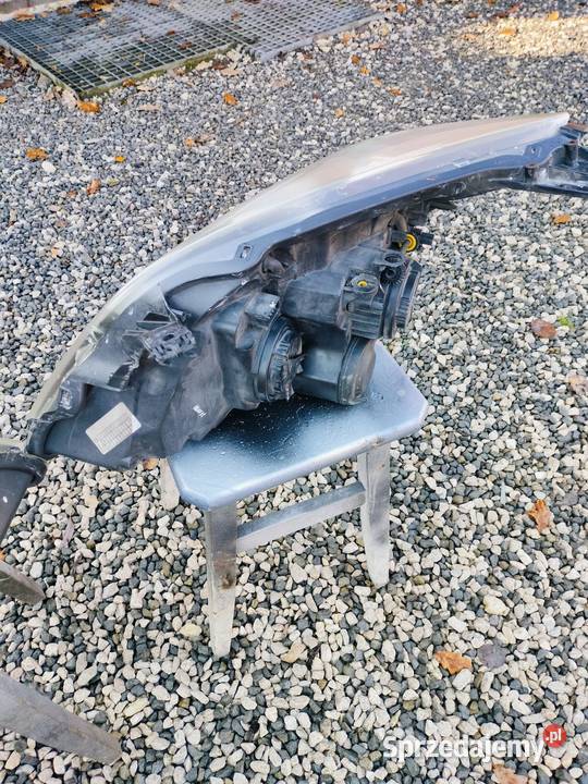 Reflektory Lampy lewa prawa Opel Vectra C Signum osobowe Lampy przednie Osiek