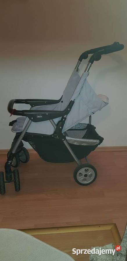 OPIS Wózek Spacerowy składany Chicco Wiśniowa sprzedam