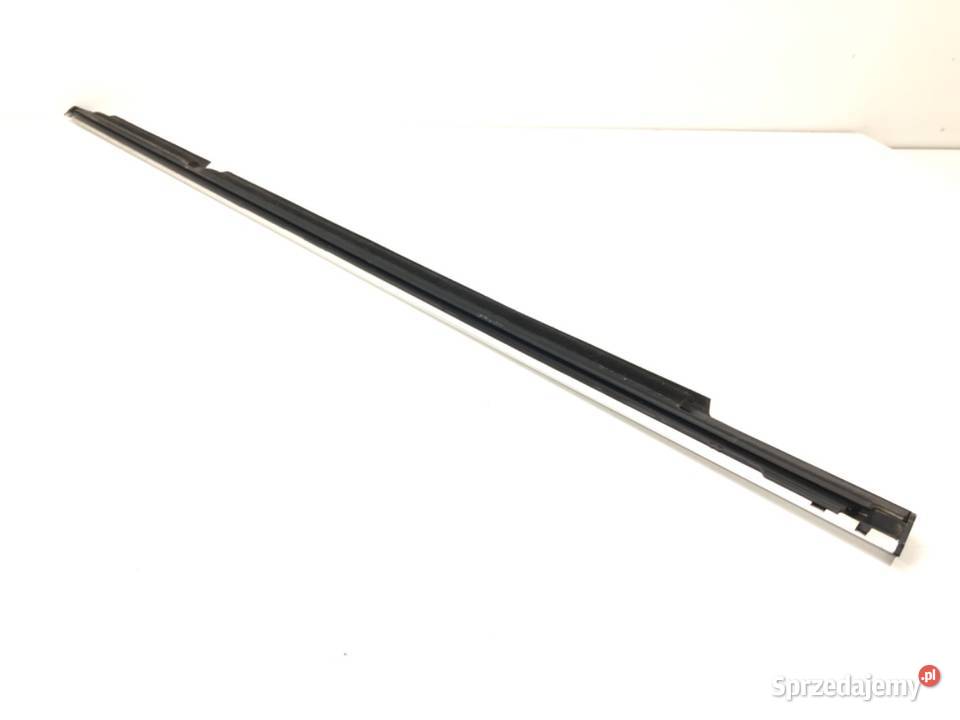 LISTWA ZGARNIAJĄCA TYŁ LEWA CHROM MERCEDES X204