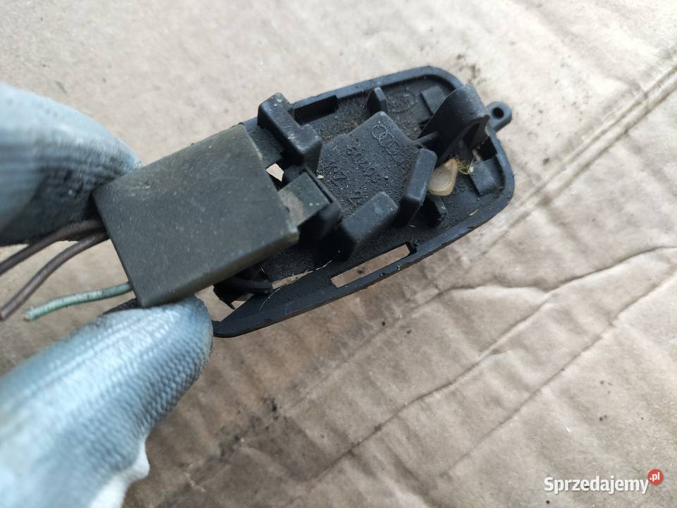 AUDI 80 B3 80B3 80B4 80 B4 PODŚWIETLENIE LAMPKA Kamień-Kolonia