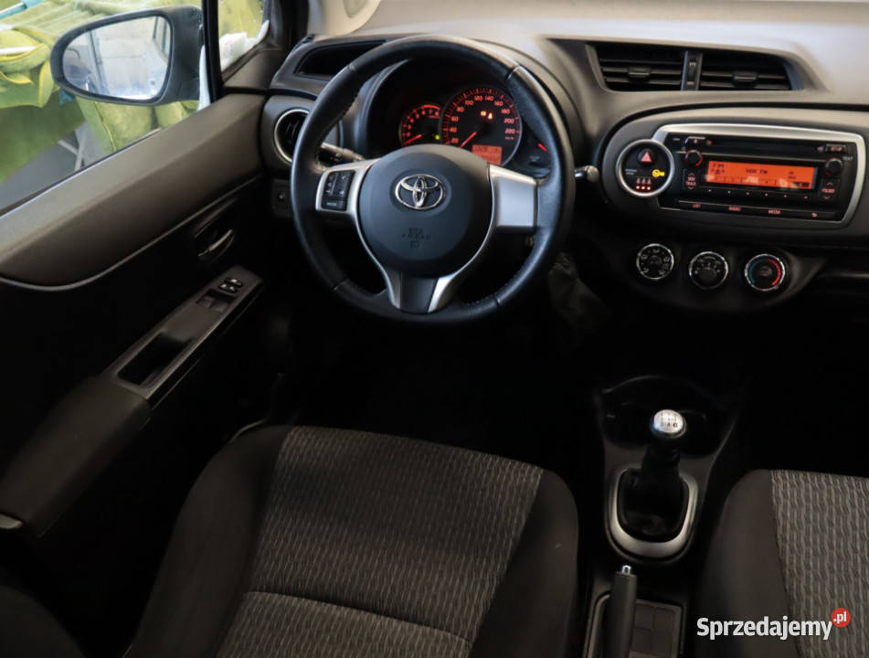 Toyota Yaris 10 VVTi 51KM Lublin