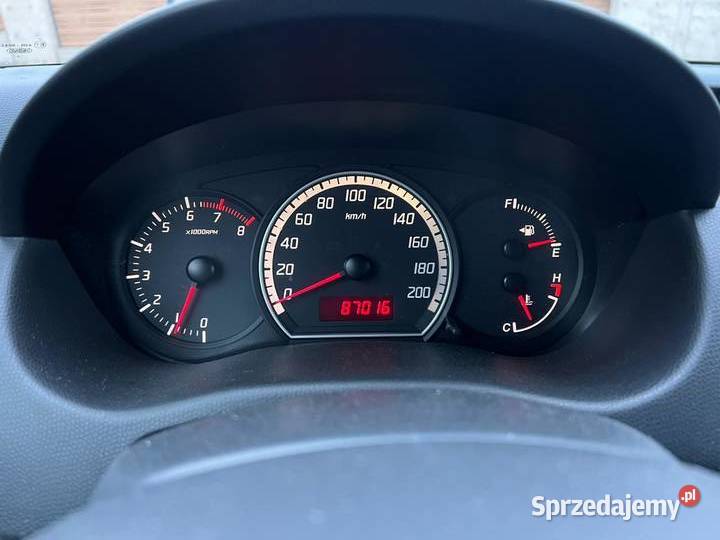 Suzuki Swift 13 L benzyna 2010 wielkopolskie sprzedam