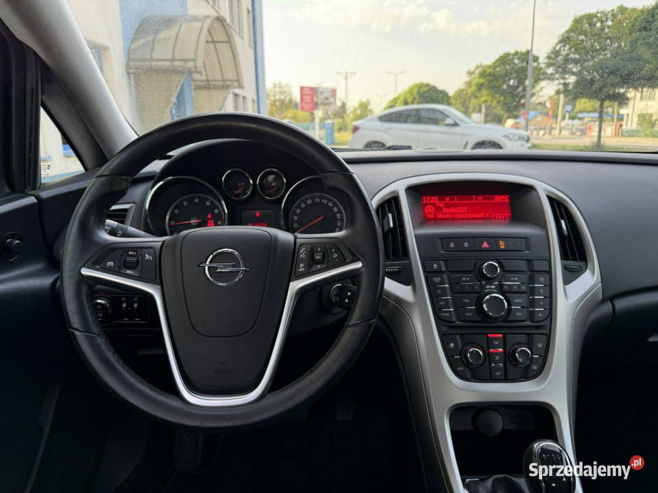 Opel Astra Opel Astra J 14T 2011r Klimatyzacja immobilizer Sokołów Podlaski sprzedam