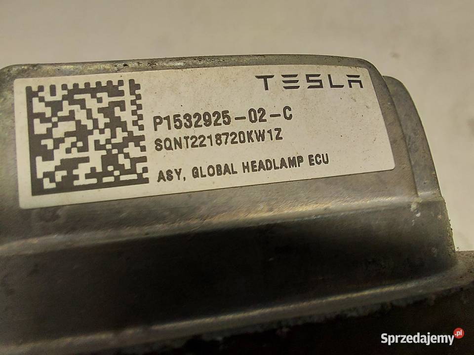 TESLA MODEL Y 2022r MODUŁ LAMPY 153292502C osobowe