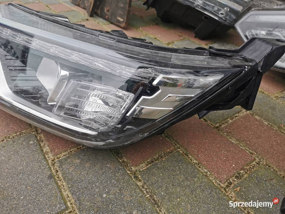 Lampa Lampy SsangYong korando 22r Tivoli Rok produkcji 2023 Buk