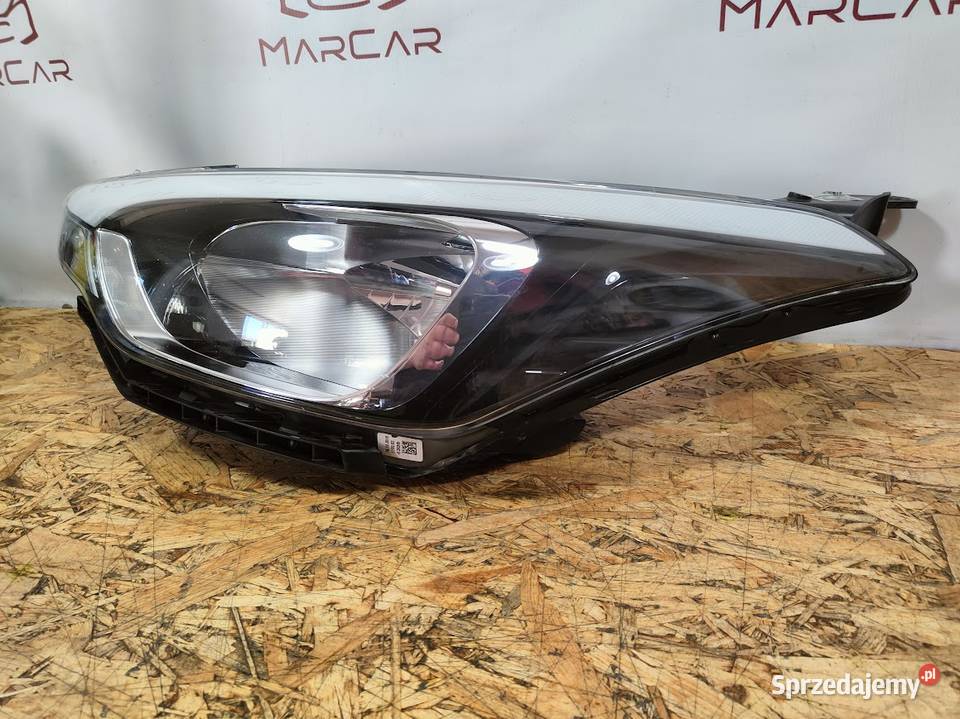 Lampa Lewy Przód Hyundai i20 II 92101C8000 osobowe Pleszew