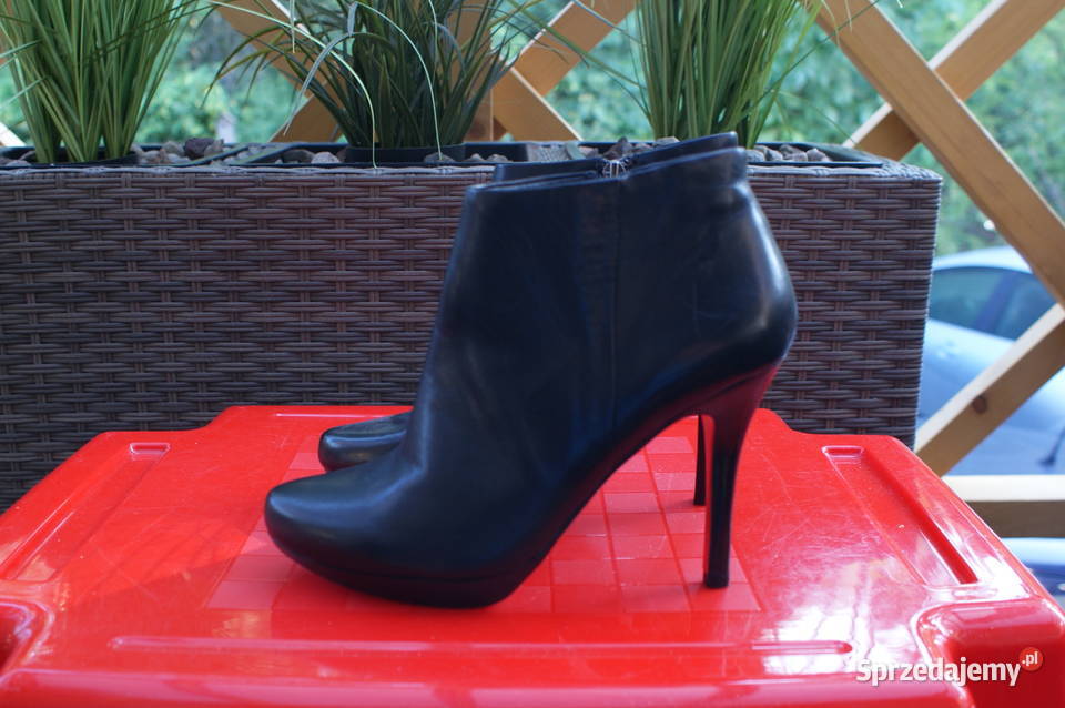 Buty Skórzane na Obcasie na Zamku39Okazja inna Półbuty Olsztyn sprzedam