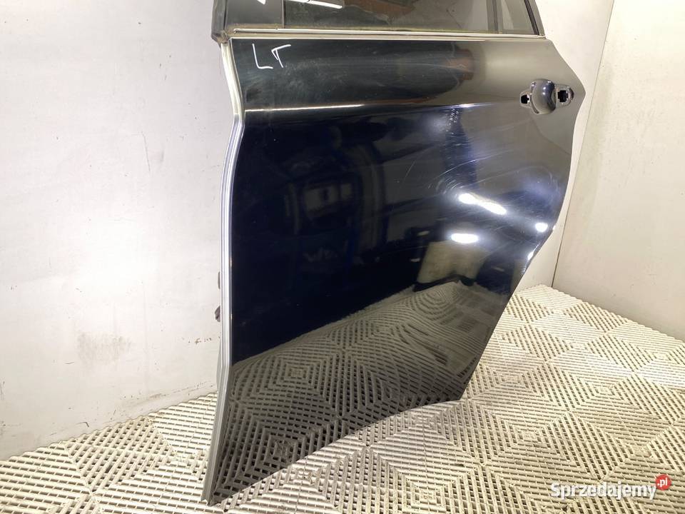 DRZWI LEWY TYŁ BMW E71 SUV 0714 osobowe Drzwi