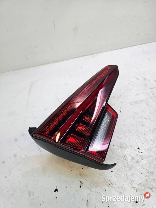 LAMPA LEWY TYŁ W KLAPĘ LED MATRIX AUDI A4 B9 Lampy tylne sprzedam