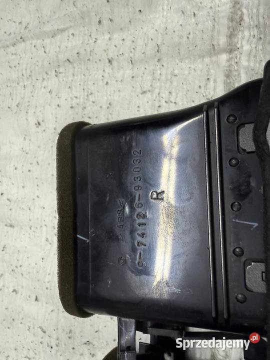 Kratka nawiewu drewno Lexus LS400 UCF21 9700r sprzedam