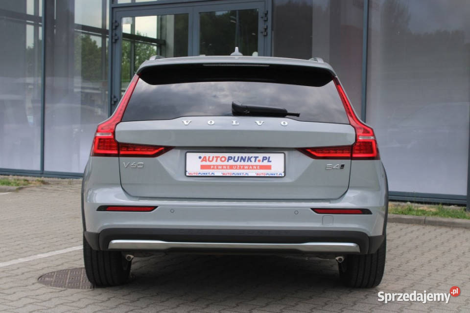 Volvo V60 Cross Country 2024r 4130 4x4 Kamera śląskie Bielsko-Biała