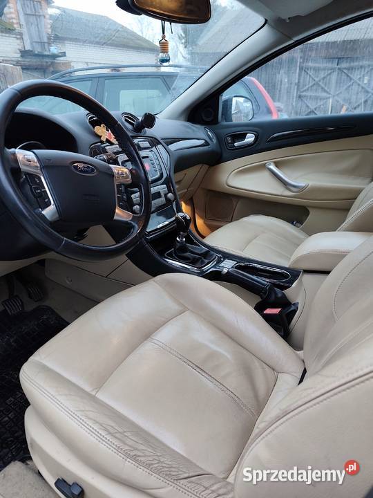 Ford Mondeo 20D GHIA 2000cm3 Głusk