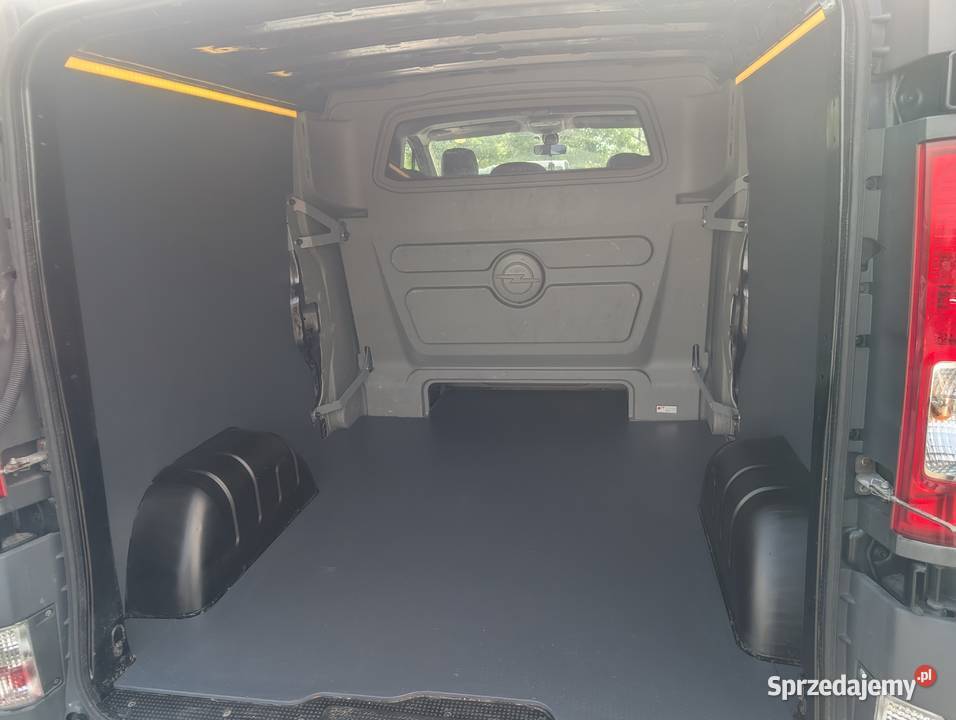 Opel Vivaro 20 TDCI LONG 5osobowa brygadówka mazowieckie Góra Kalwaria