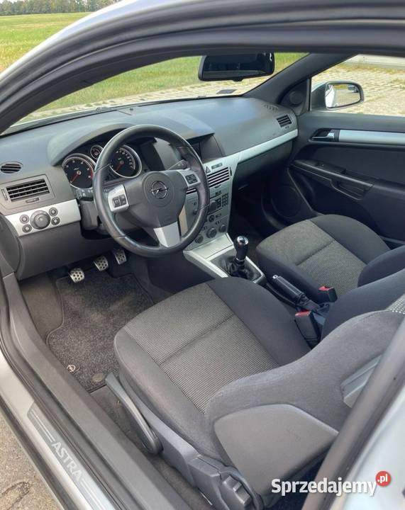 Opel Astra GTC manualna Olsztyn sprzedam