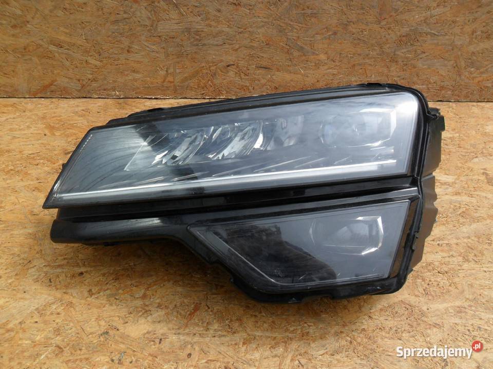 SKODA OCTAVIA III LIFT 17 LED LAMPA XENON PRAWA osobowe