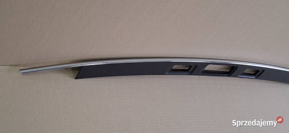 SKODA SUPERB III KOMBI 3V LISTWA KLAPY BAGAŻNIKA