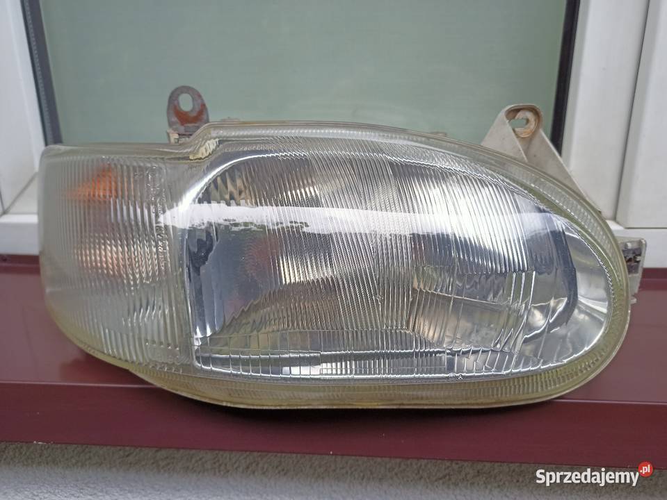 Ford Escort MK7 VII lampa przednia prawa Sieradz
