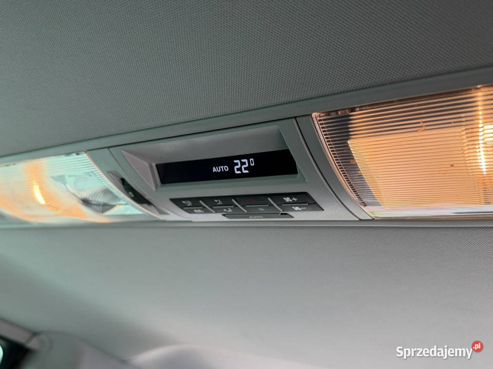 Volkswagen Caravelle Volkswagen Caravelle T61 20 Rok produkcji 2020 wielkopolskie Gostyń sprzedam