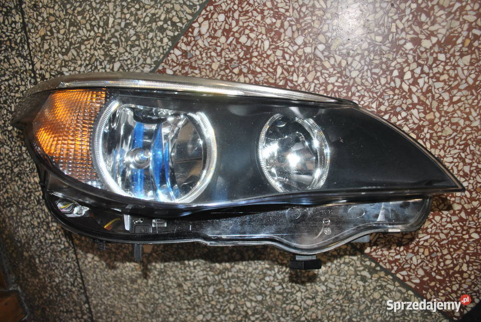 Lampy przód przednie BMW E60 E61 PRZEDLIFT Poręba
