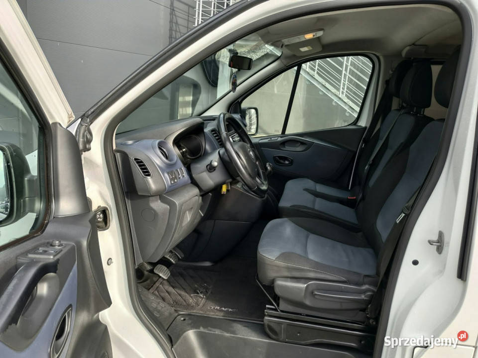 Opel Vivaro 16 cdti 125 6biegów 9osobowy 2x Kęty