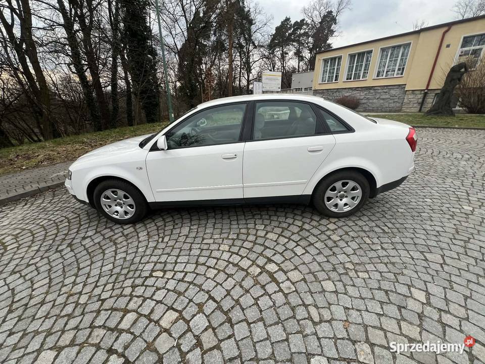 Audi A4B6 16 benzyna Nysa