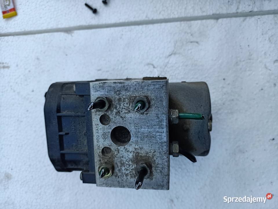Pompa ABS 8200085584 0273004621 Clio 2 II sprzedam