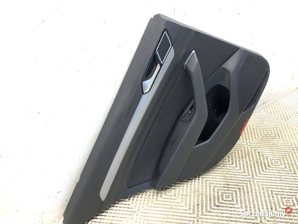 BOCZEK DRZWI LEWY TYŁ VW PASSAT B8 Kombi