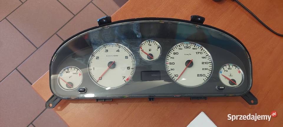 Licznik zegary Peugeot 406 białe benzyna rarytas osobowe Liczniki i zegary