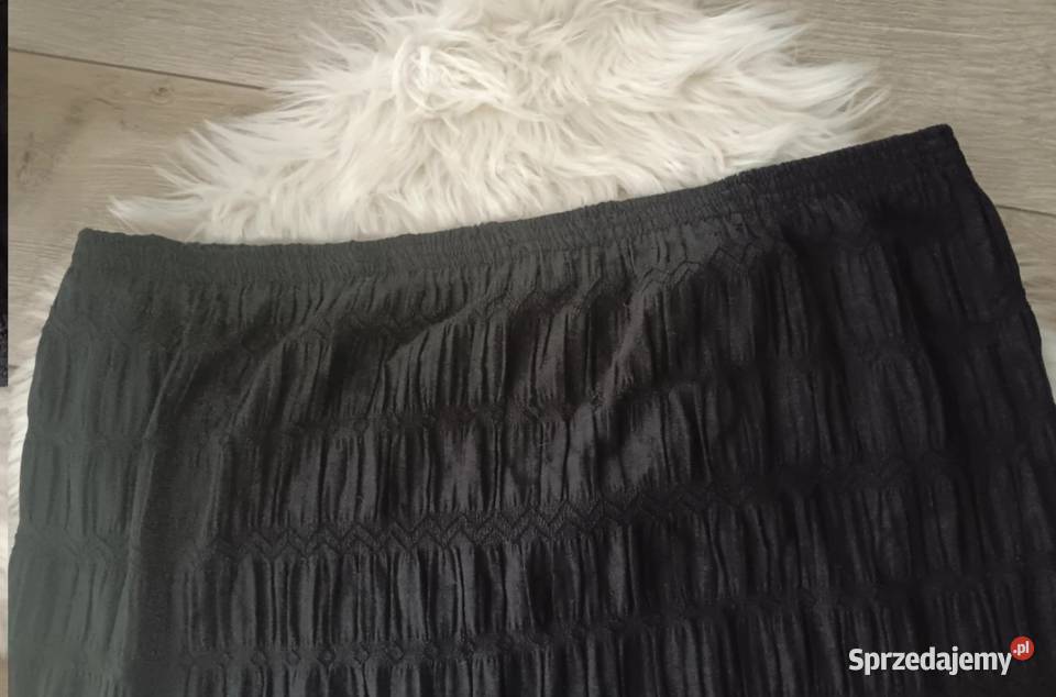 Spódnica długa czarna rozkloszowana 2YK oversize Spódnice i sukienki sprzedam