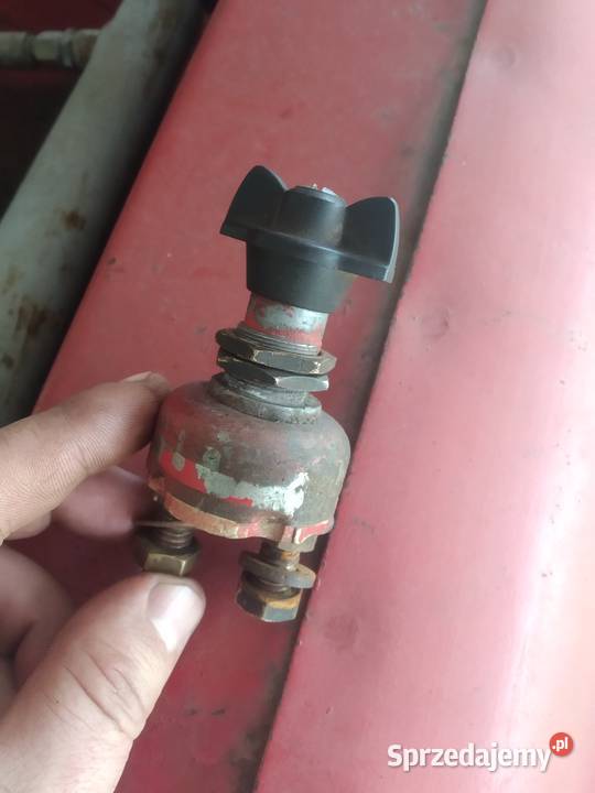 hebel wyłącznik prądu 12 volt Massey Ferguson łódzkie Dąbrówka Mała