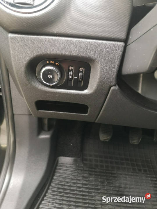 Opel Corsa 12 Benzyna 86 Klimatyzacja Elektryka wielofunkcyjna kierownica Strzegom sprzedam