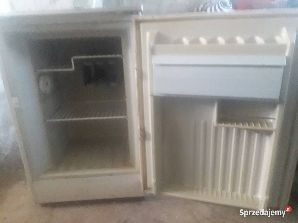 Lodówka Polar 80S z lat 70tych małopolskie Miechów