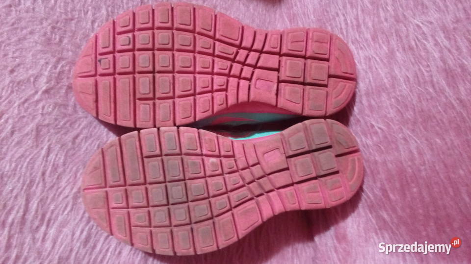 Nike Free 50Buty damskie sportowe tkanina Obuwie sportowe sprzedam